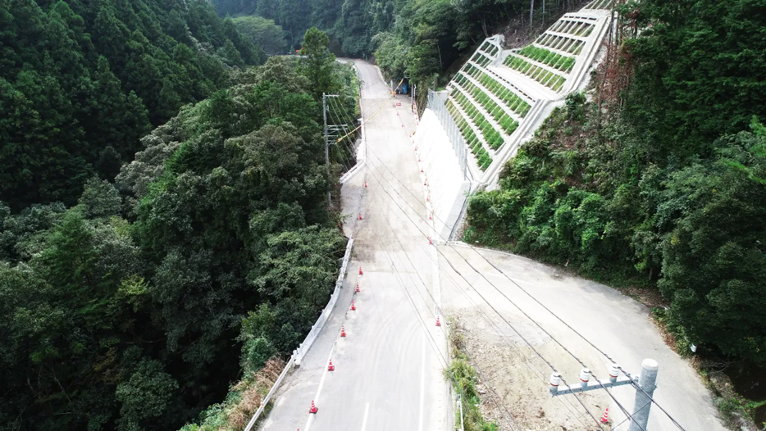 画像：宇震補道改第14号の2 地震防災関連道路緊急整備工事