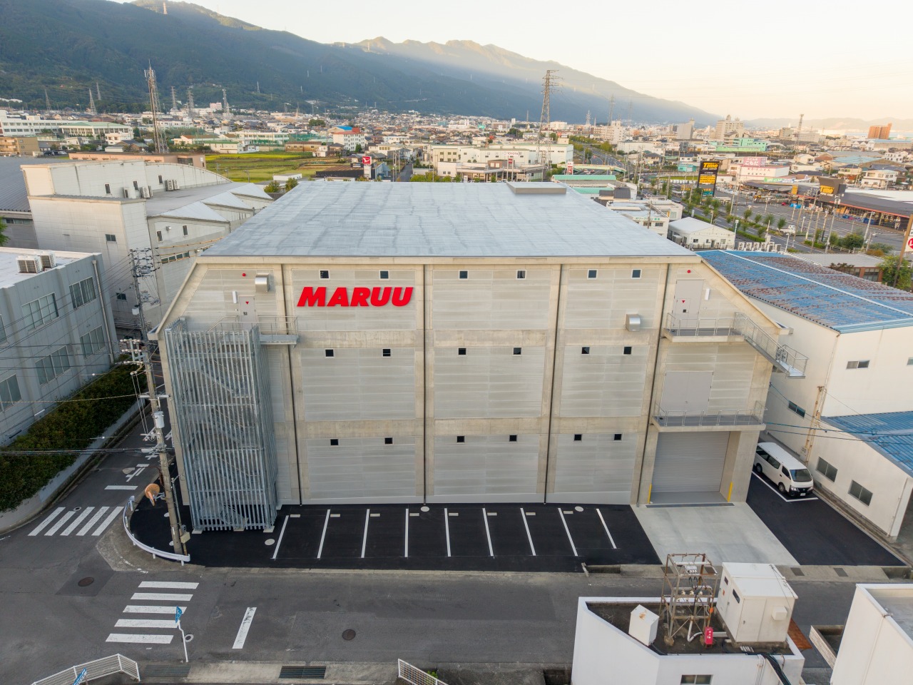 画像：マルウ接着株式会社 G棟 新築工事