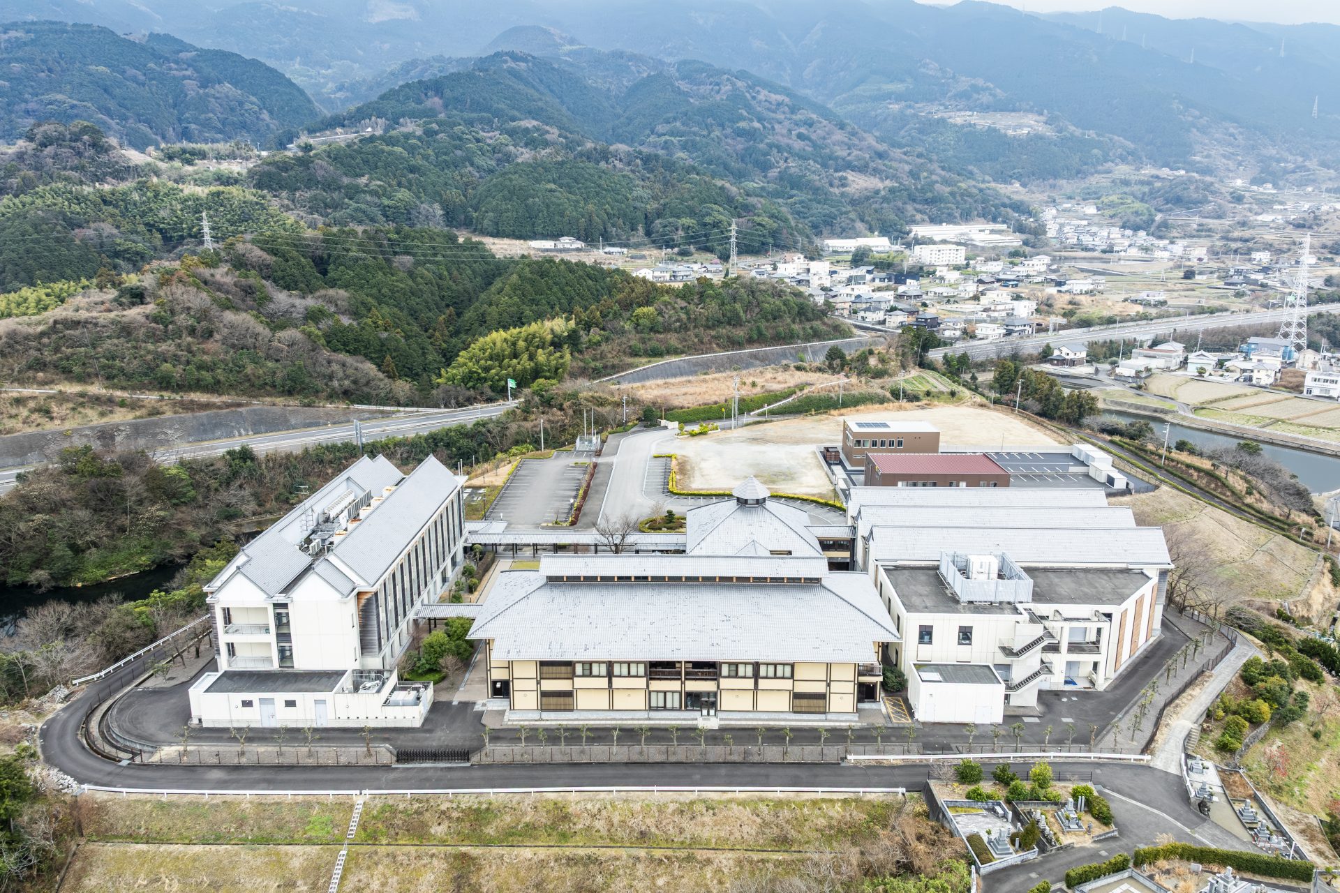 画像：愛媛大学（川之江）イノベーションセンターB棟（仮称）新営工事